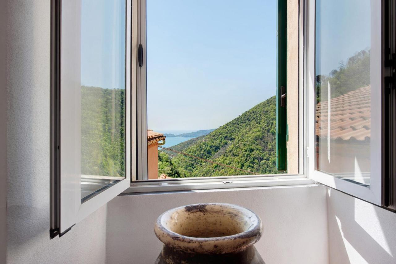 Cottage Con Vista Mare 쪼알리 외부 사진